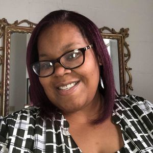 Meet your Posher, Priscilla